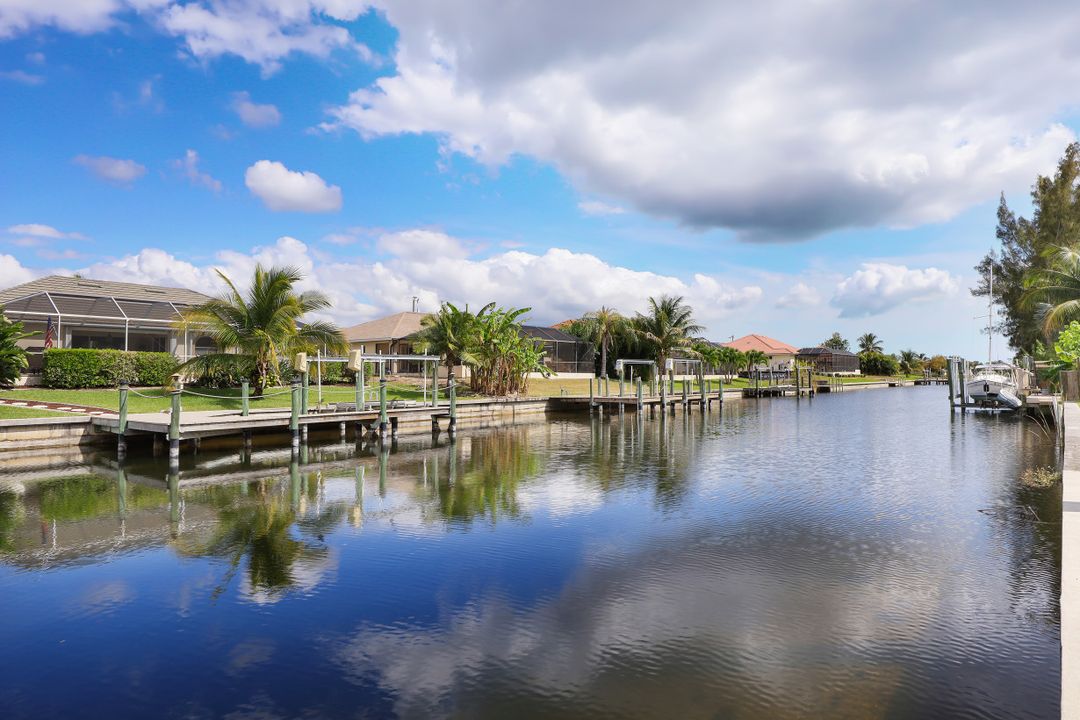 4323 SW 18th Pl, Cape Coral, FL 33914