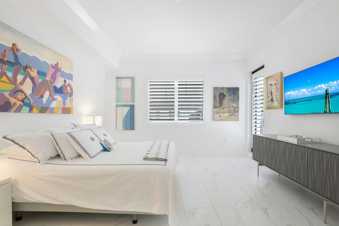 1135 3rd Ave S #Unit 308, Naples, FL 34102