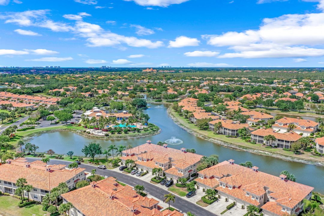 3062 Driftwood Way #4302, Naples, FL 34109