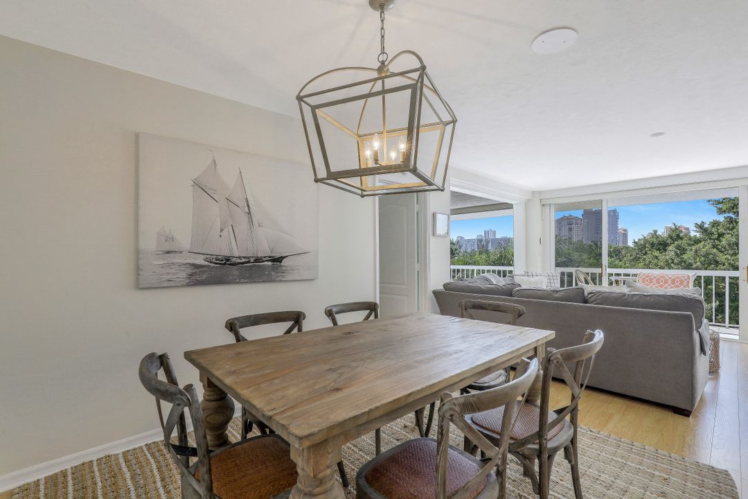 5501 Heron Point Dr #202, Naples, FL 34108