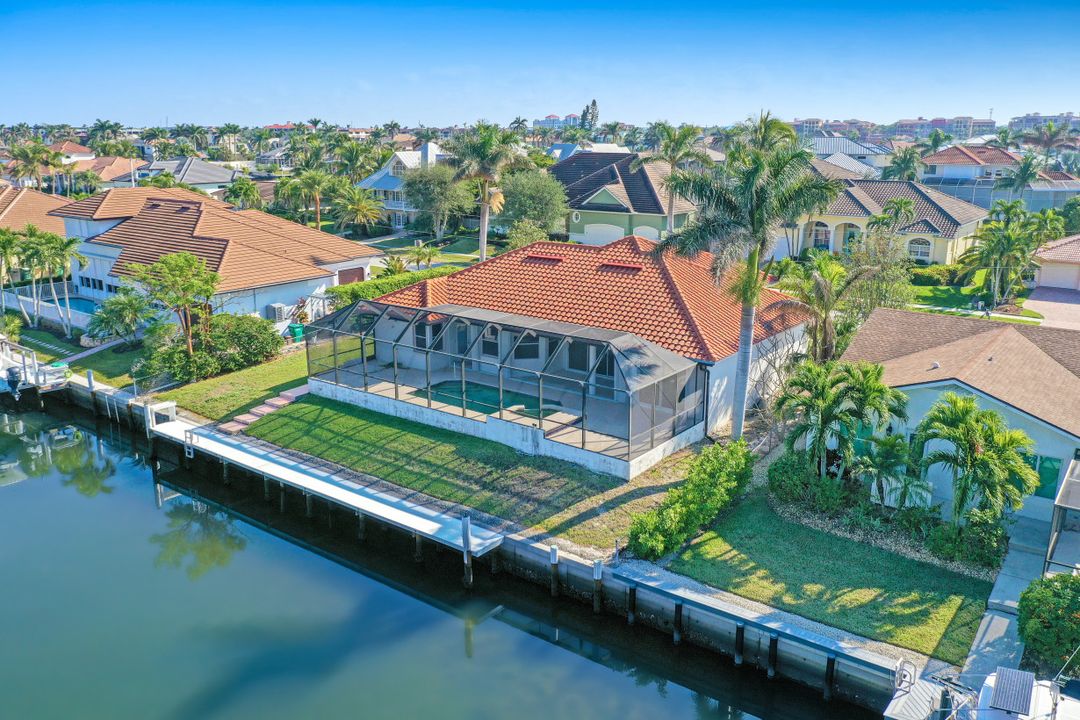 718 Nautilus Ct, Marco Island, FL 34145
