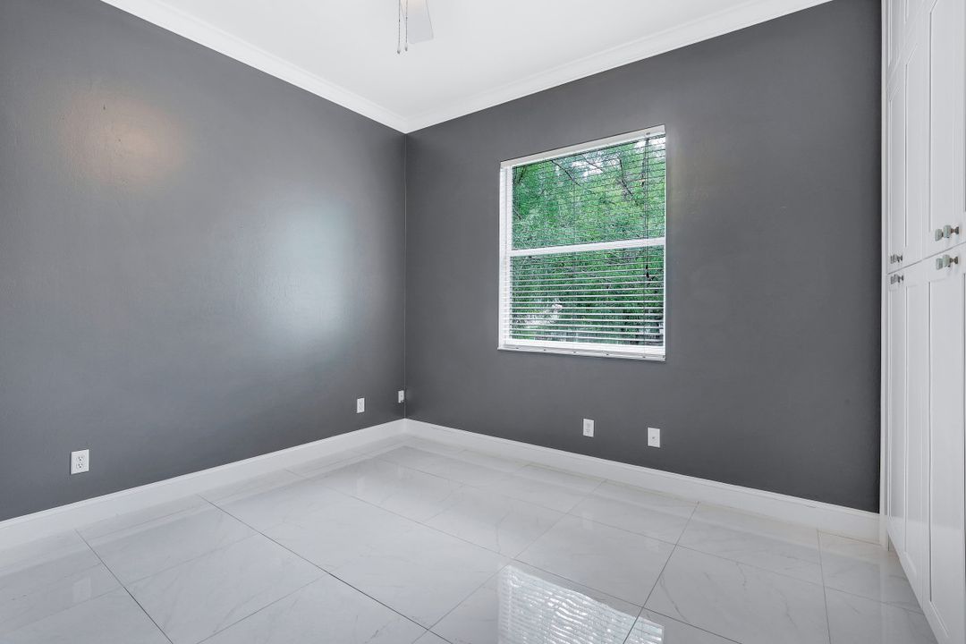 4560 22nd St NE, Naples, FL 34120