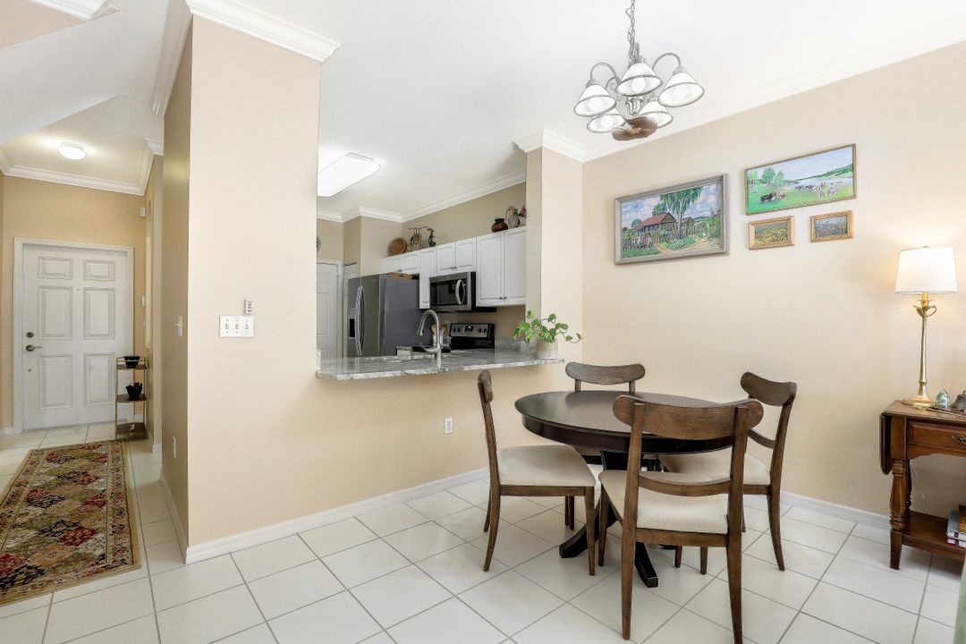 3636 Pine Oak Cir #104, Fort Myers, FL 33916