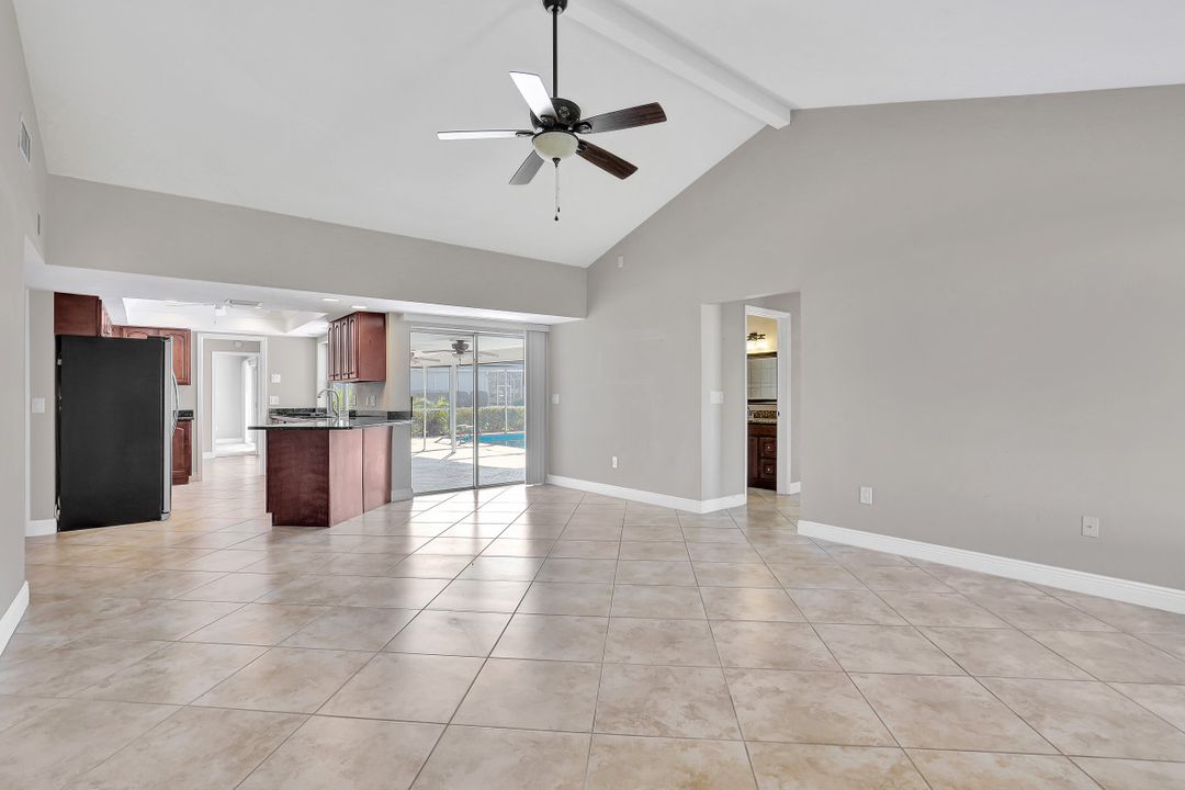 4920 SW 8th Pl, Cape Coral, FL 33914