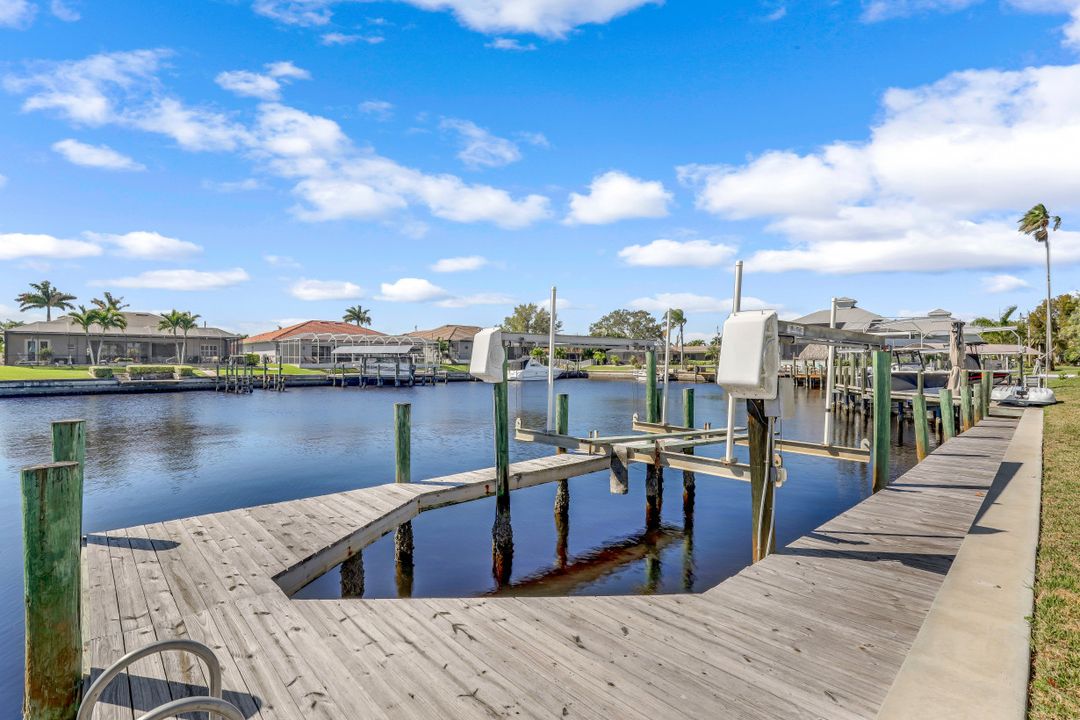 1936 Palaco Grande Pkwy, Cape Coral, FL 33904