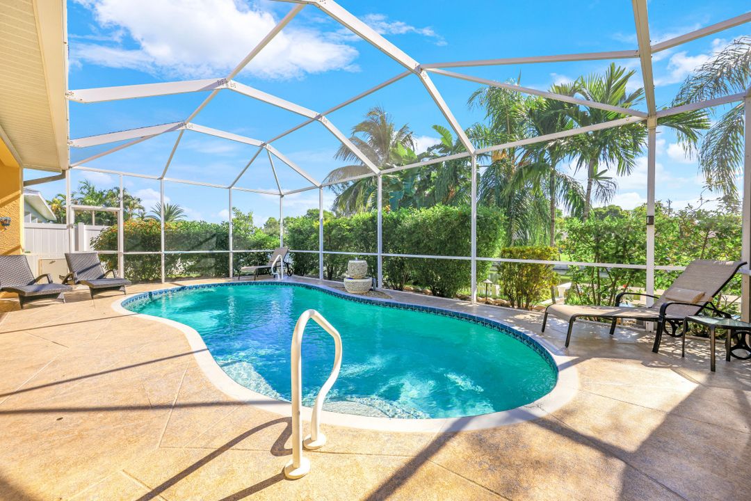 127 SE 15th Ave, Cape Coral, FL 33990