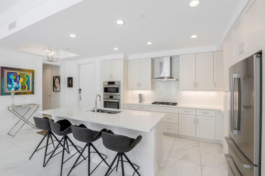 1135 3rd Ave S #Unit 308, Naples, FL 34102