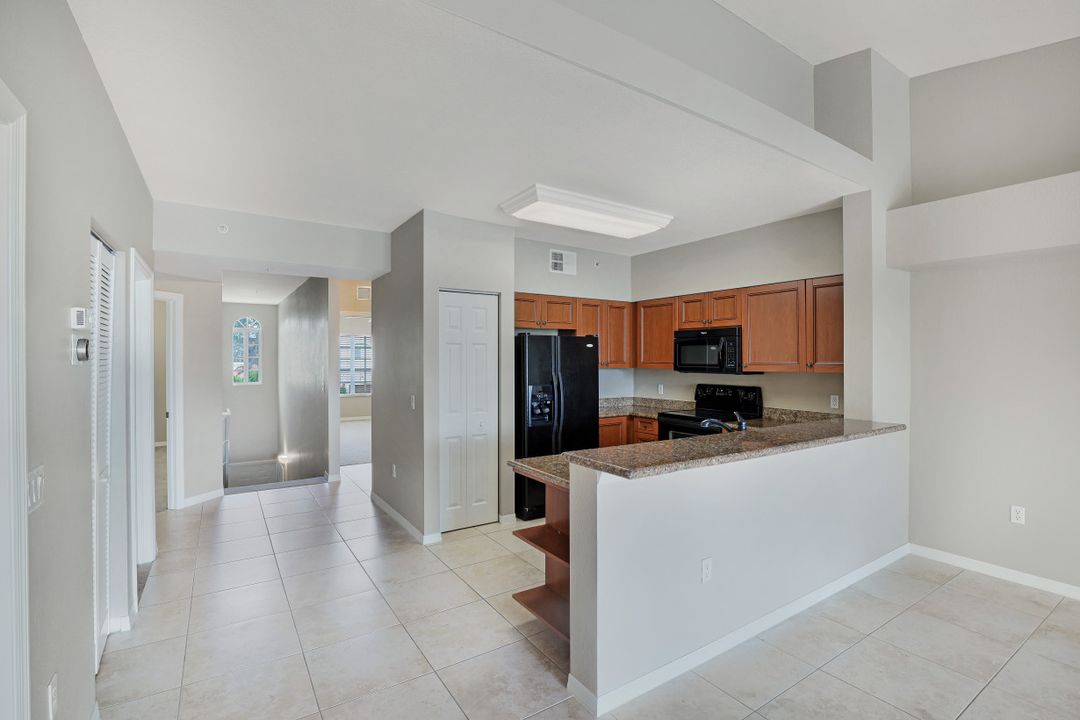 20131 Estero Gardens Cir #206, Estero, FL 33928