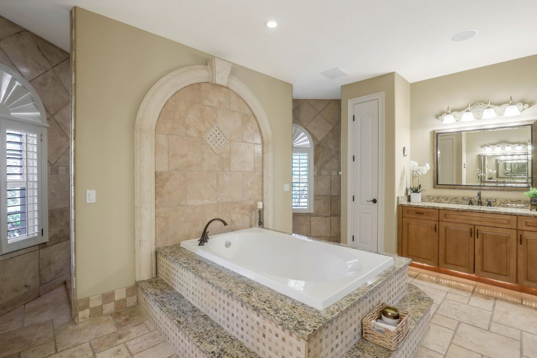 2832 SW 36th St, Cape Coral, FL 33914