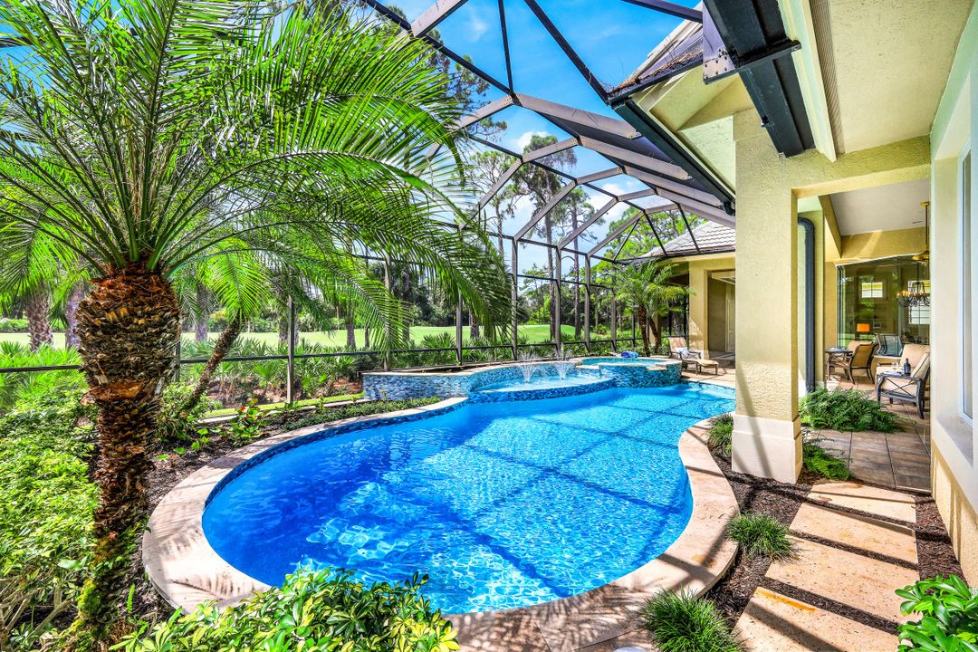 12627 Collier's Reserve Dr, Naples, FL 34110