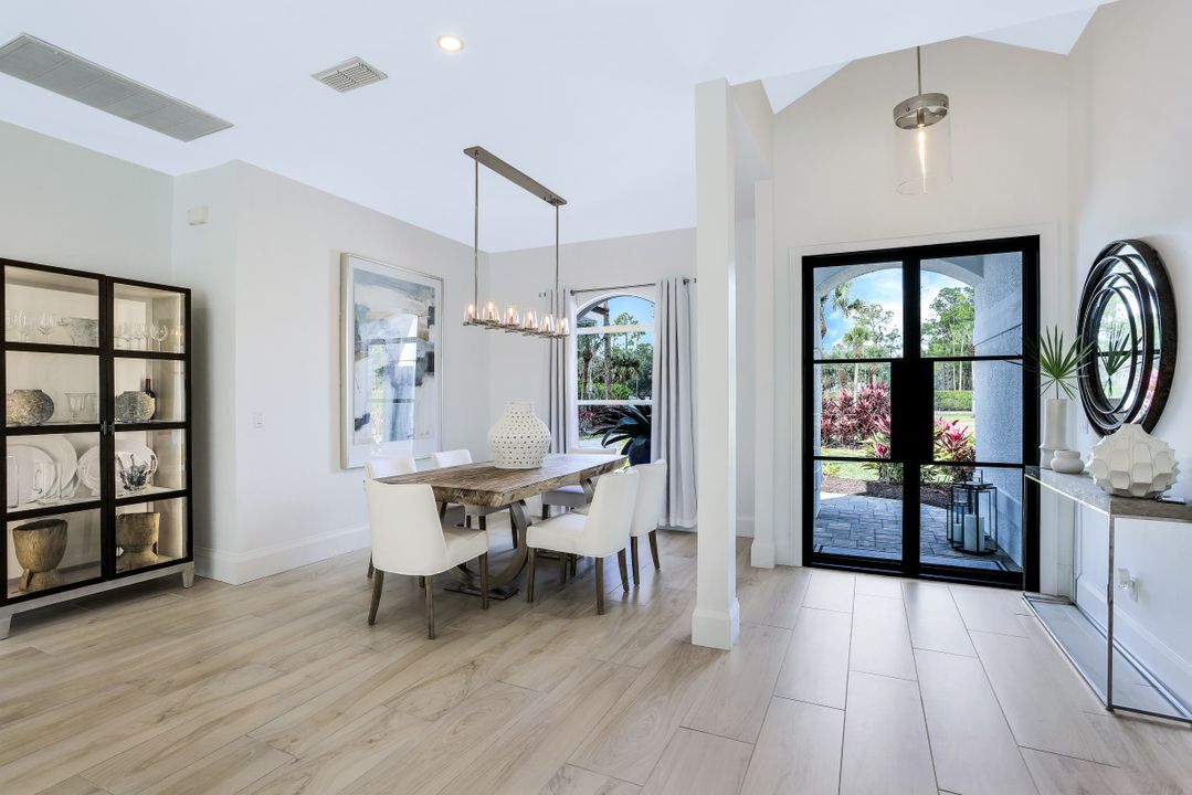 4160 7th Ave SW, Naples, FL 34119