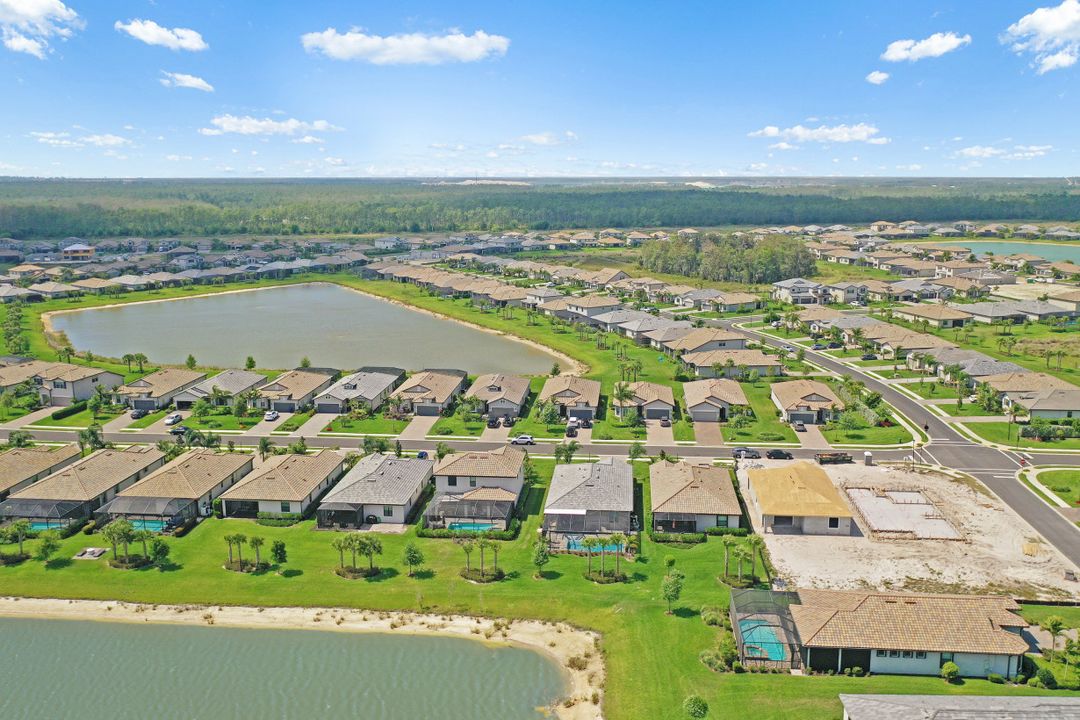 19813 Bittersweet Ln, Estero, FL 33928