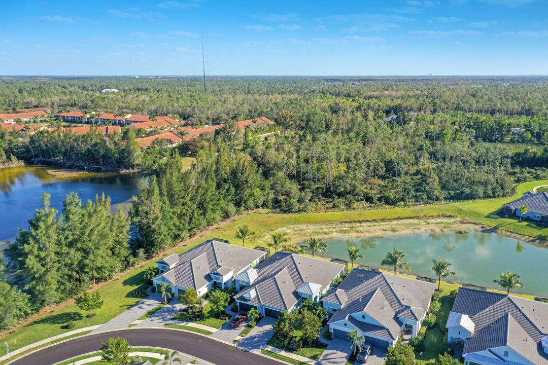 2239 Marquesa Cir, Naples, FL 34112