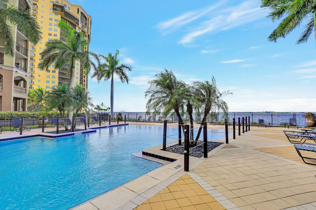 2825 Palm Beach Blvd #519, Fort Myers, FL 33916