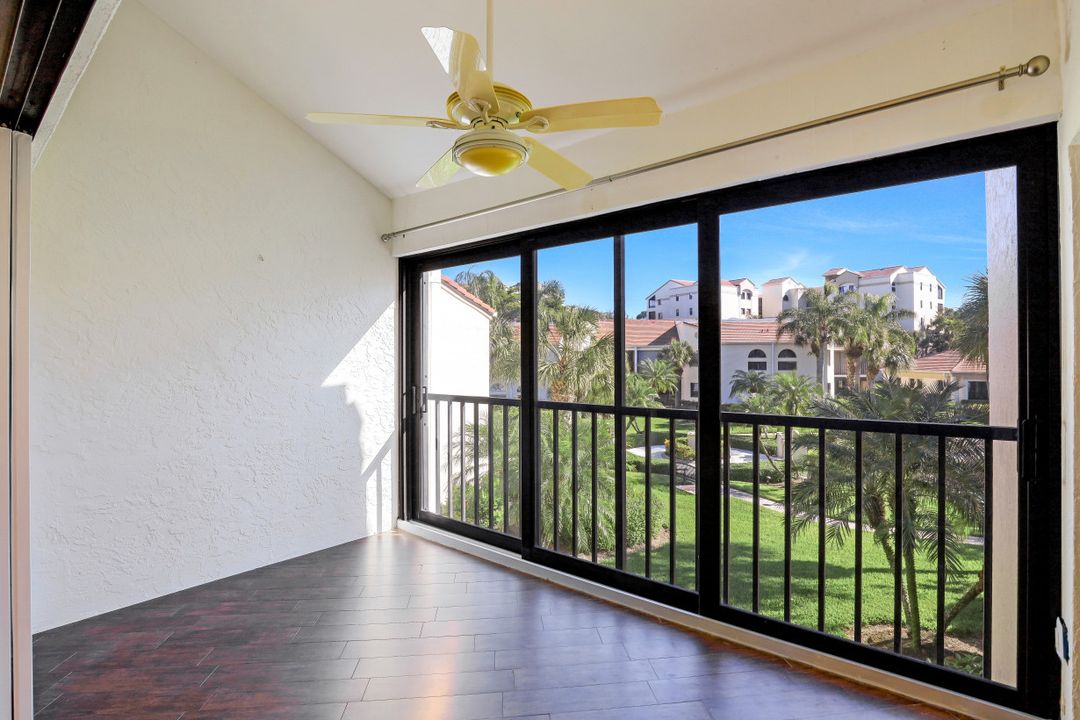 6535 Valen Way #202, Naples, FL 34108