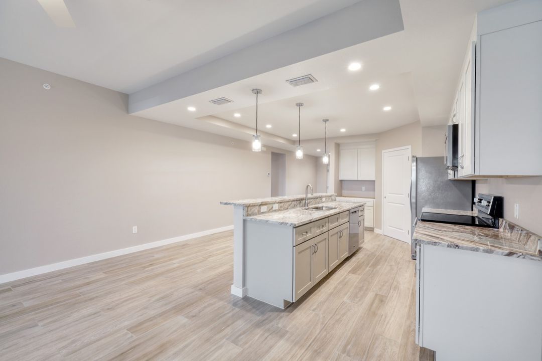 5126 Coronado Pkwy #2H, Cape Coral, FL 33904