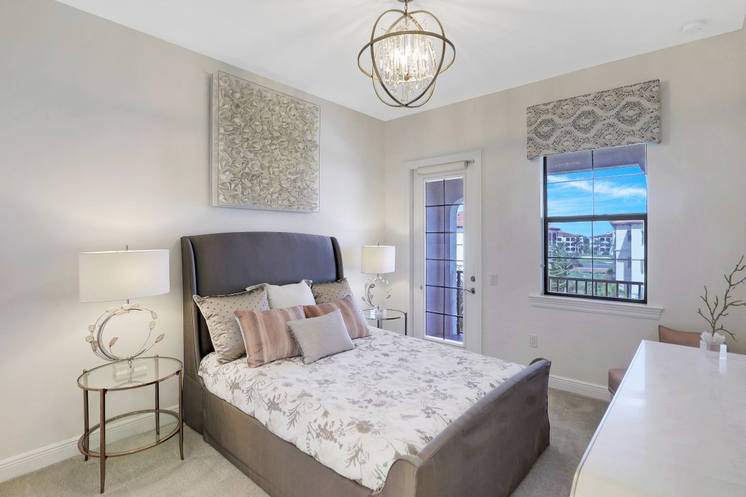 16386 Viansa Way #301, Naples, FL 34110