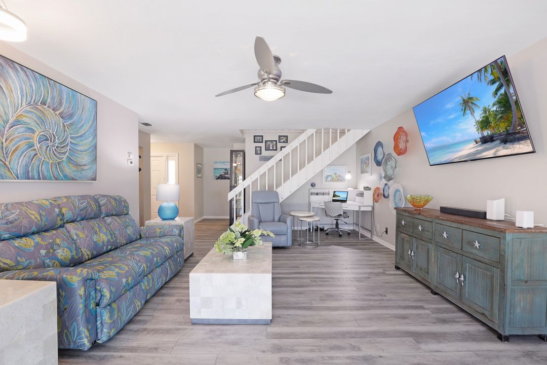 1672 Barbarosa Ct, Marco Island, FL 34145