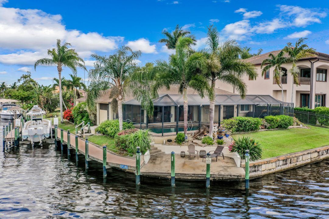 2811 SE 19th Pl, Cape Coral, FL 33904