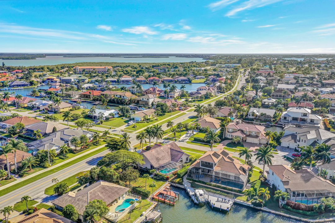 106 N Barfield Dr, Marco Island, FL 34145