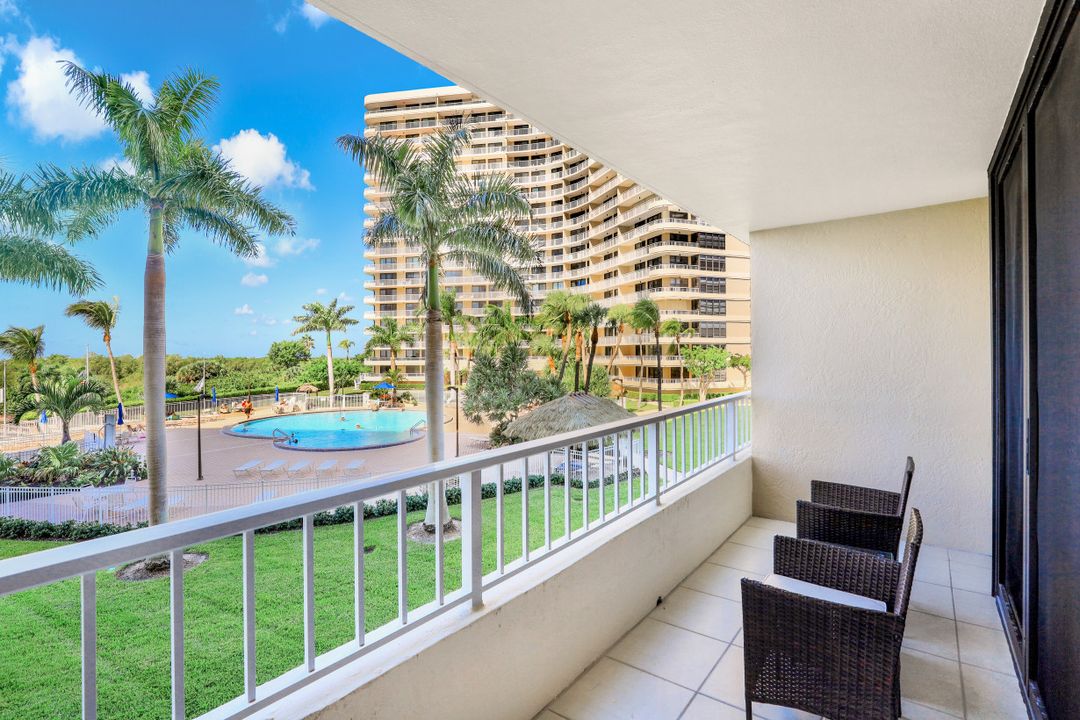 380 Seaview Ct #202, Marco Island, FL 34145