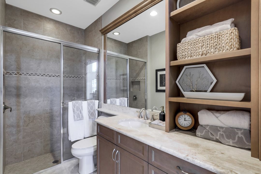 3025 Cinnamon Bay Cir, Naples, FL 34119