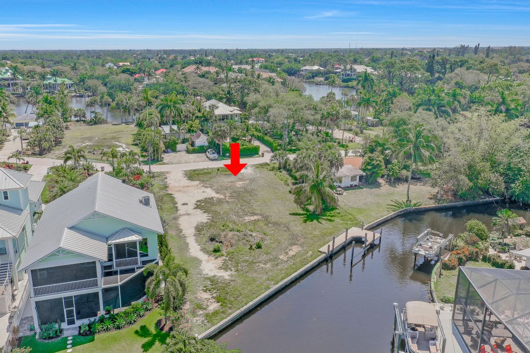 27547 Big Bend Rd, Bonita Springs, FL 34134