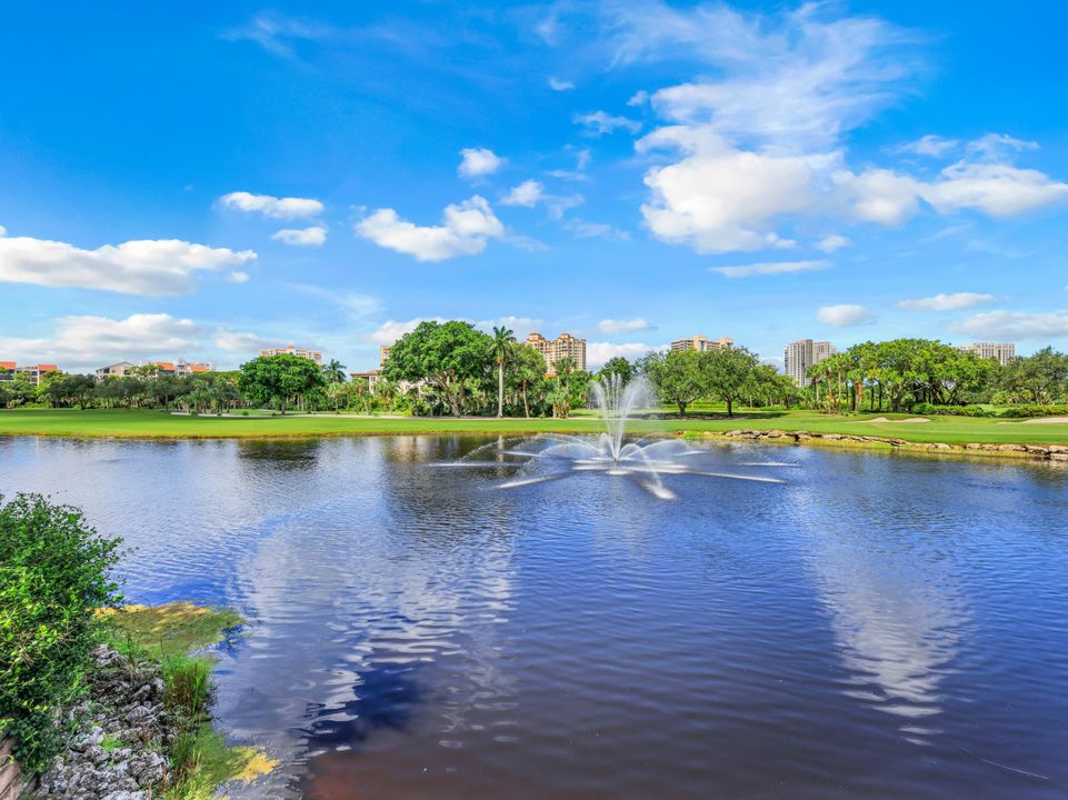 5850 Pelican Bay Blvd, Naples, FL 34108