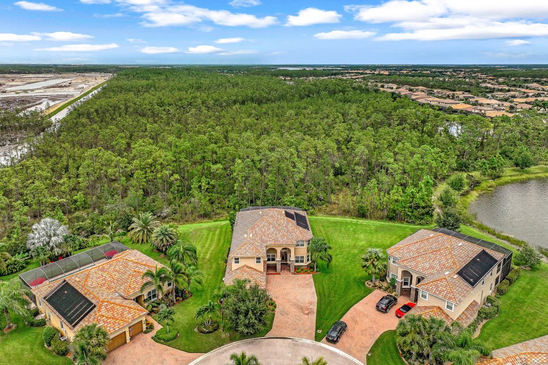 21001 Bosco Ct, Estero, FL 33928
