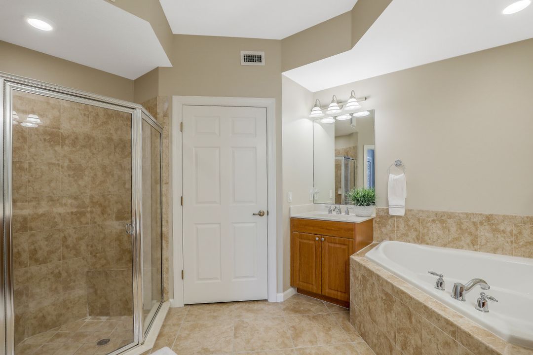 8735 Coastline Ct #102, Naples, FL 34120