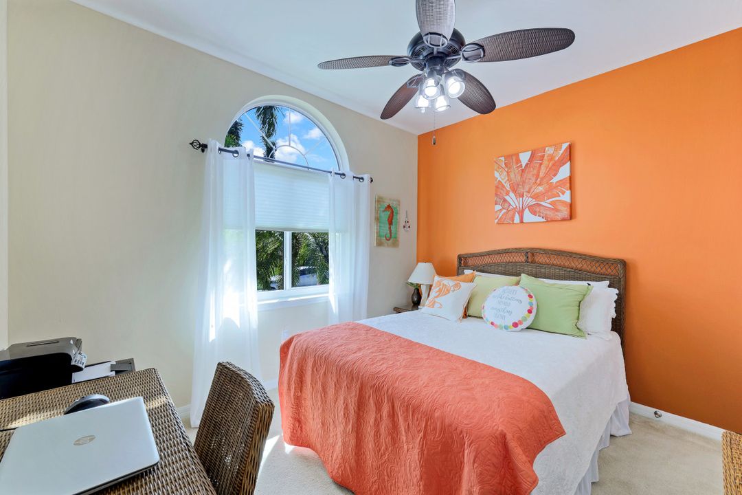 8615 Sumner Ave, Fort Myers, FL 33908