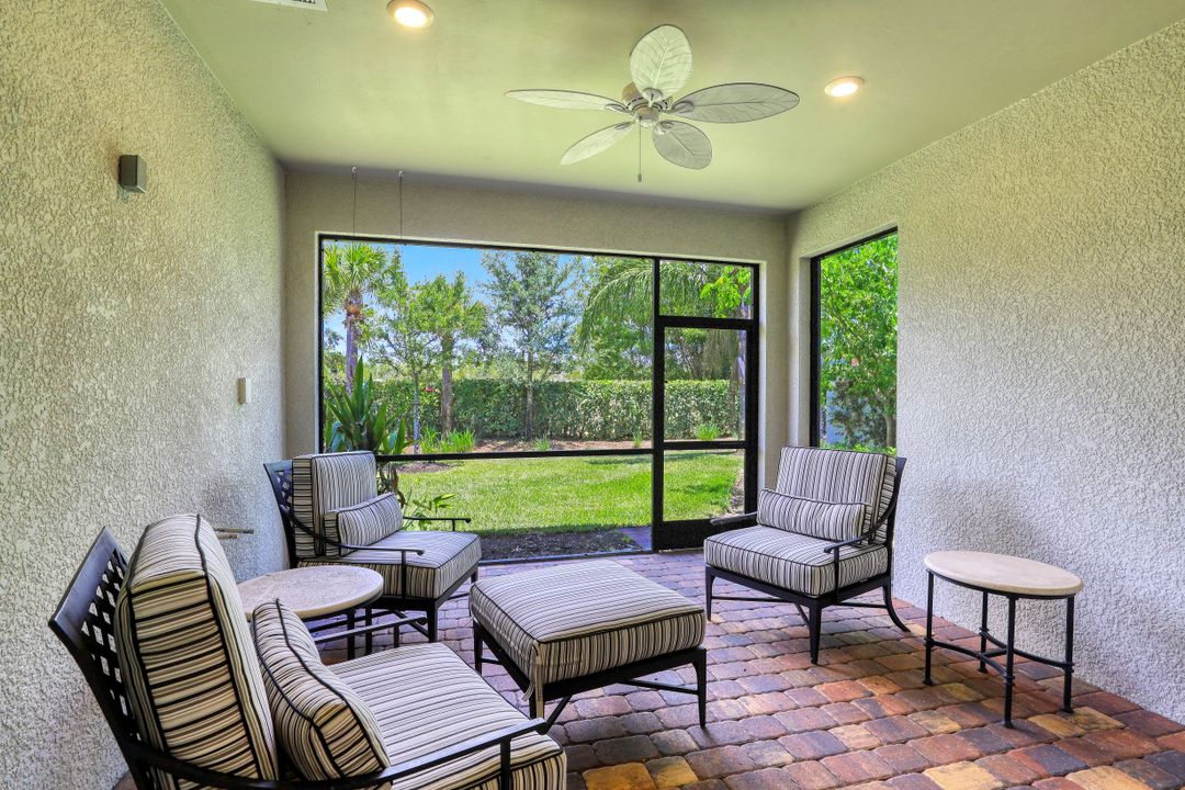 7650 Jacaranda Ln, Naples, FL 34114