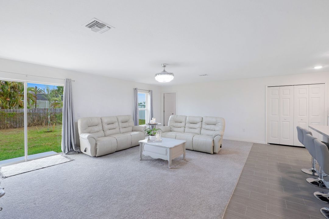 329 NE 13th Terrace, Cape Coral, FL 33909