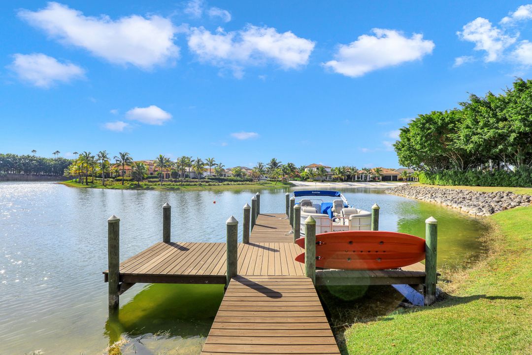 17452 Via Navona Way, Miromar Lakes, FL 33913