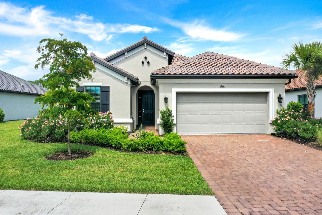 19595 Estero Pointe Ln, Fort Myers, FL 33908