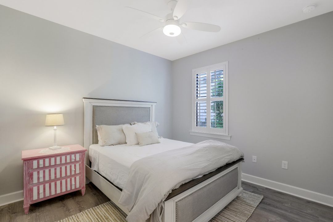 16320 Camden Lakes Cir, Naples, FL 34110