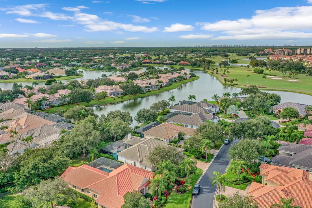 518 Wedgewood Way, Naples, FL 34119