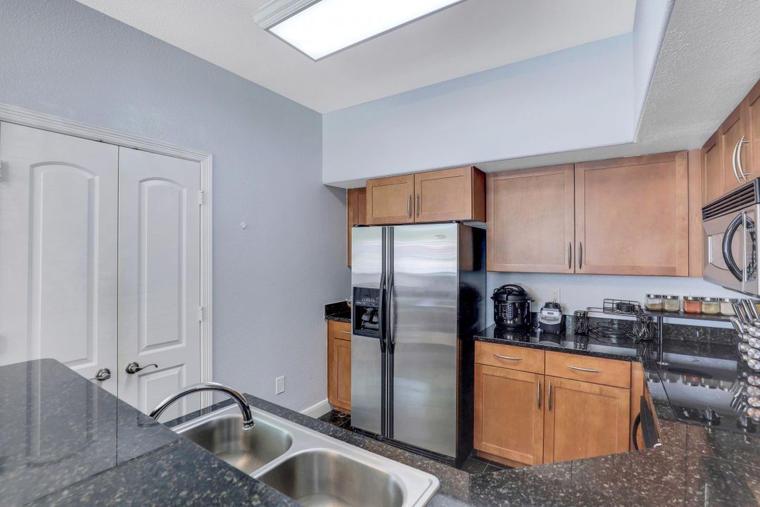 2299 Lone Star Dr, Sugar Land, TX 77479