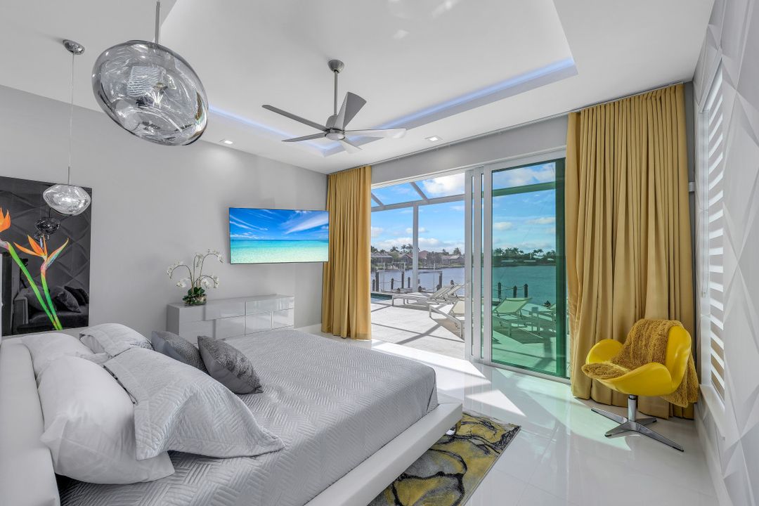 5020 Pelican Blvd, Cape Coral, FL 33914