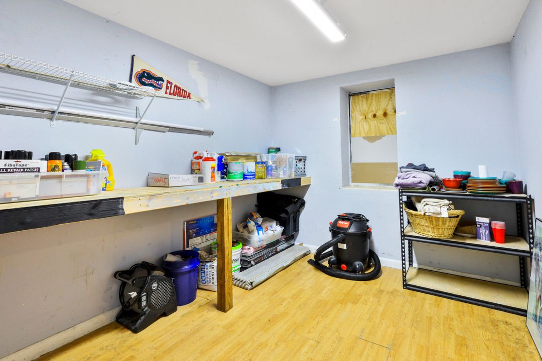 3575 Thomasson Dr, Naples, FL 34112