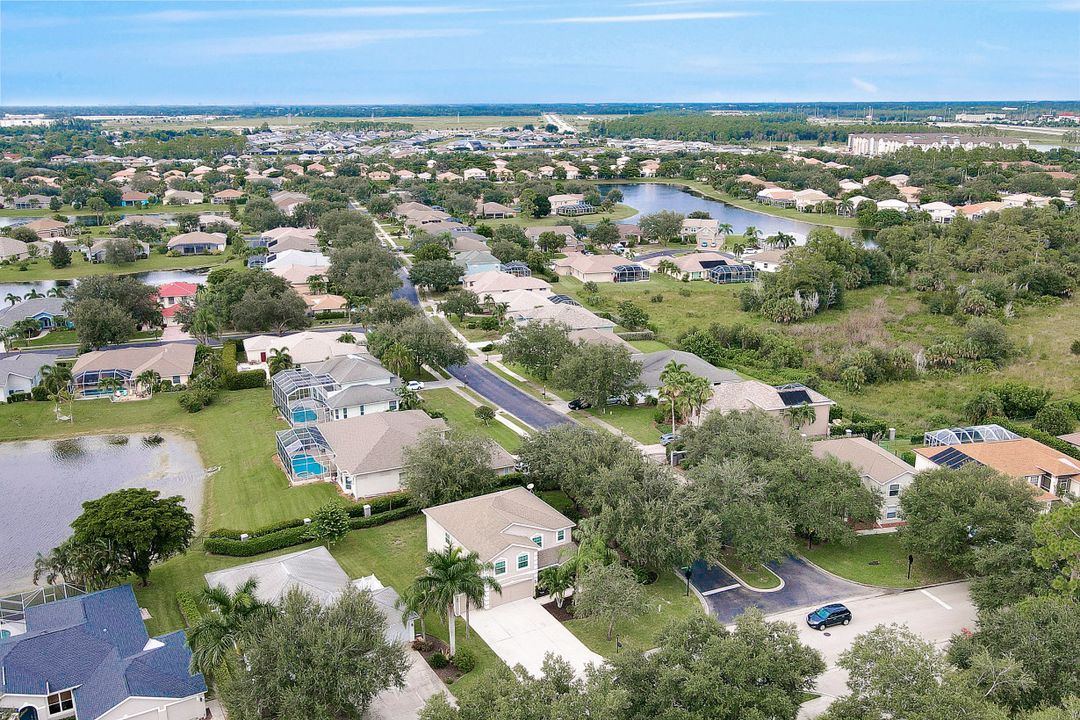 9191 Pittsburgh Blvd, Fort Myers, FL 33967