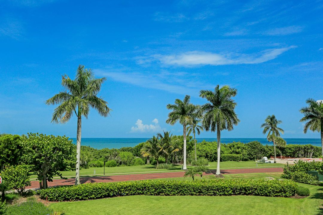 260 Barefoot Beach Blvd #204, Bonita Springs, FL 34134