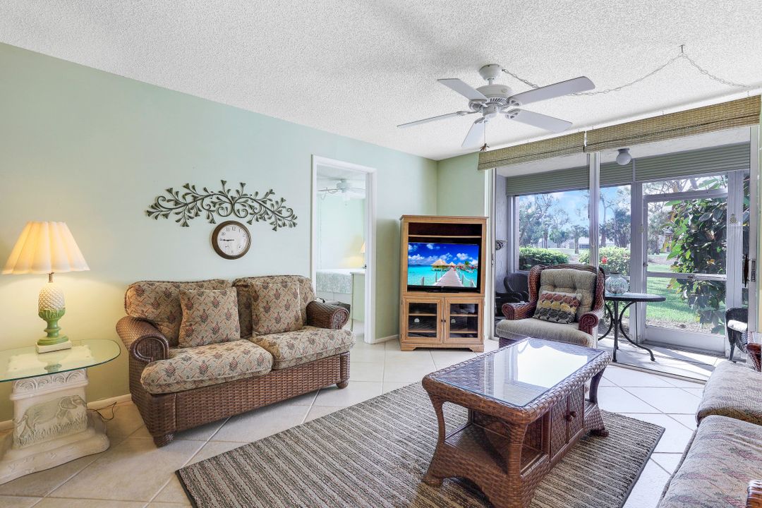 150 Turtle Lake Ct #103, Naples, FL 34105