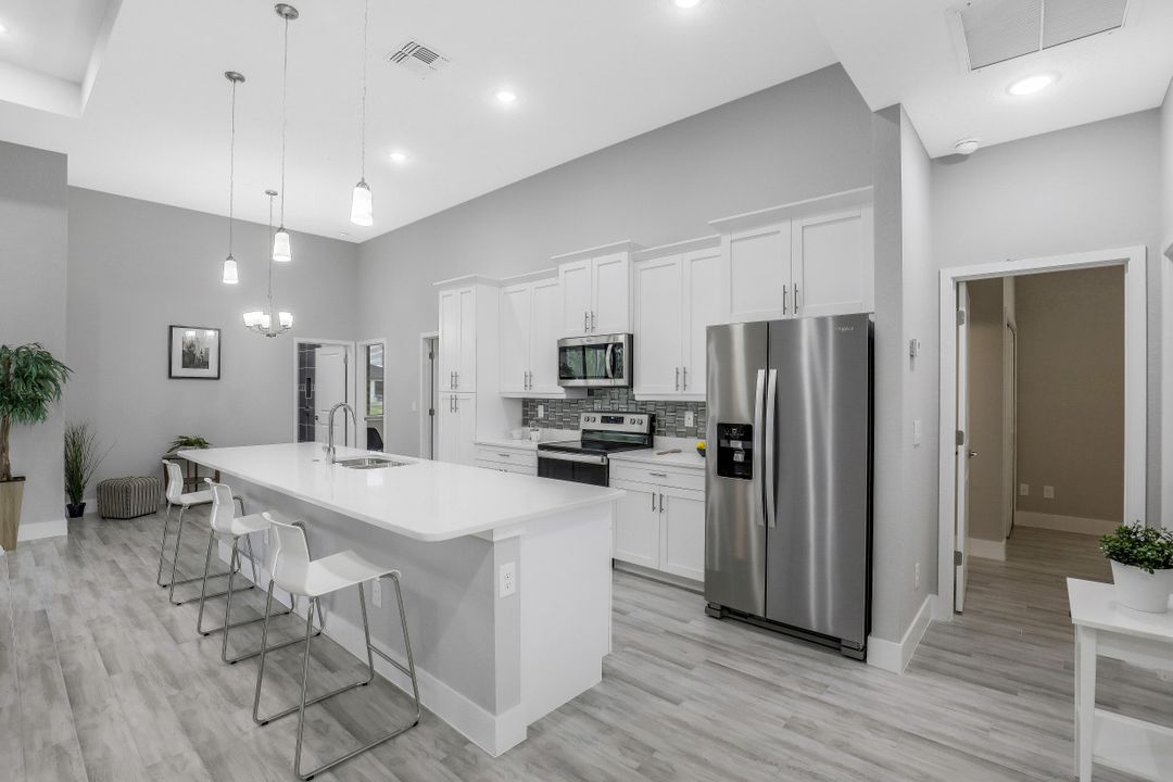 1529 SW 28th Terrace, Cape Coral, FL 33914