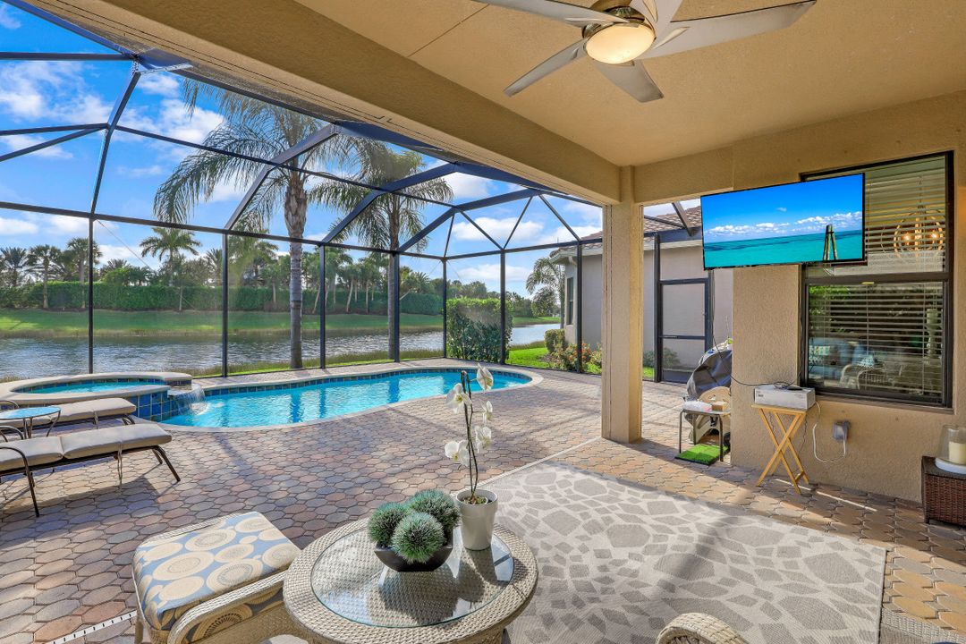 11542 Meadowrun Cir, Fort Myers, FL 33913