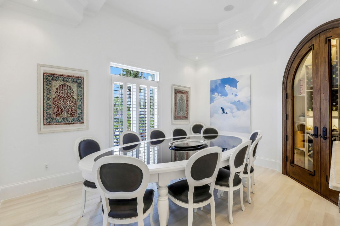 518 Coral Dr, Cape Coral, FL 33904