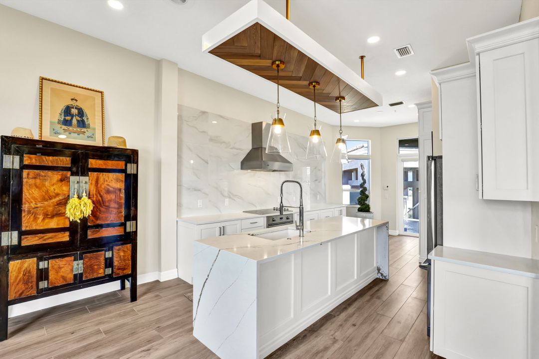 24330 Sandpiper Isle Way #502, Bonita Springs, FL 34134