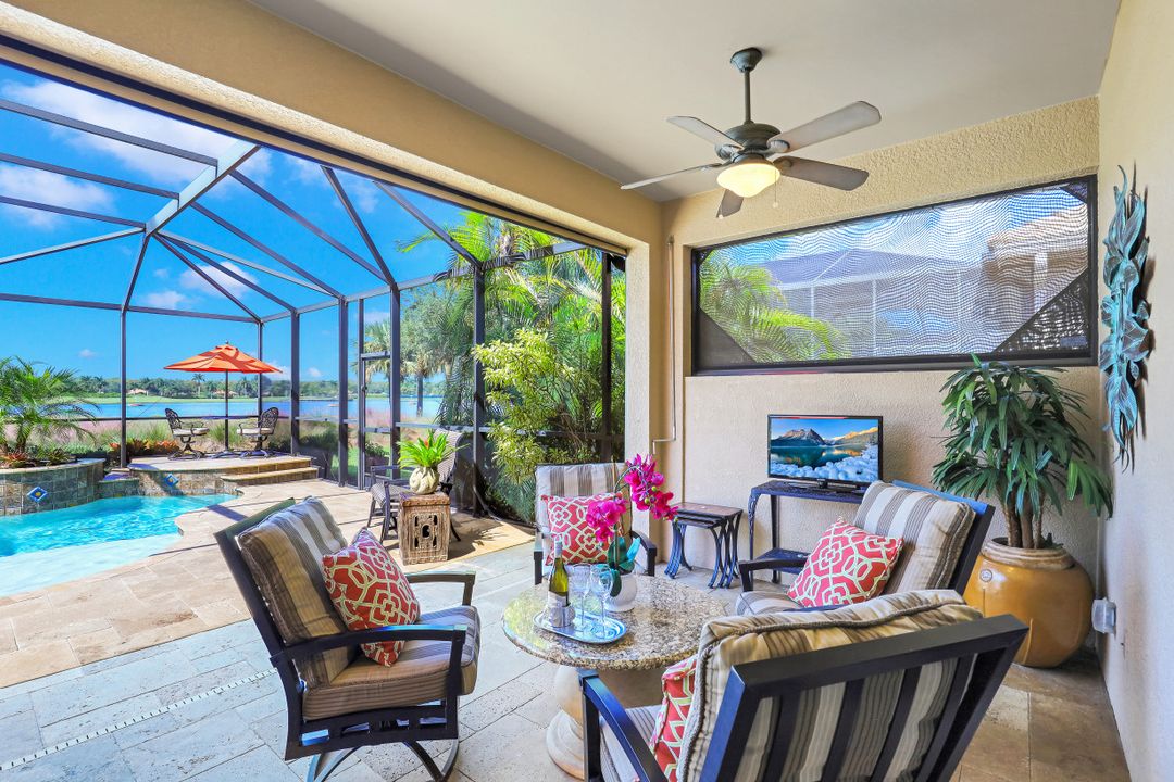 10327 Gator Bay Ct, Naples, FL 34120