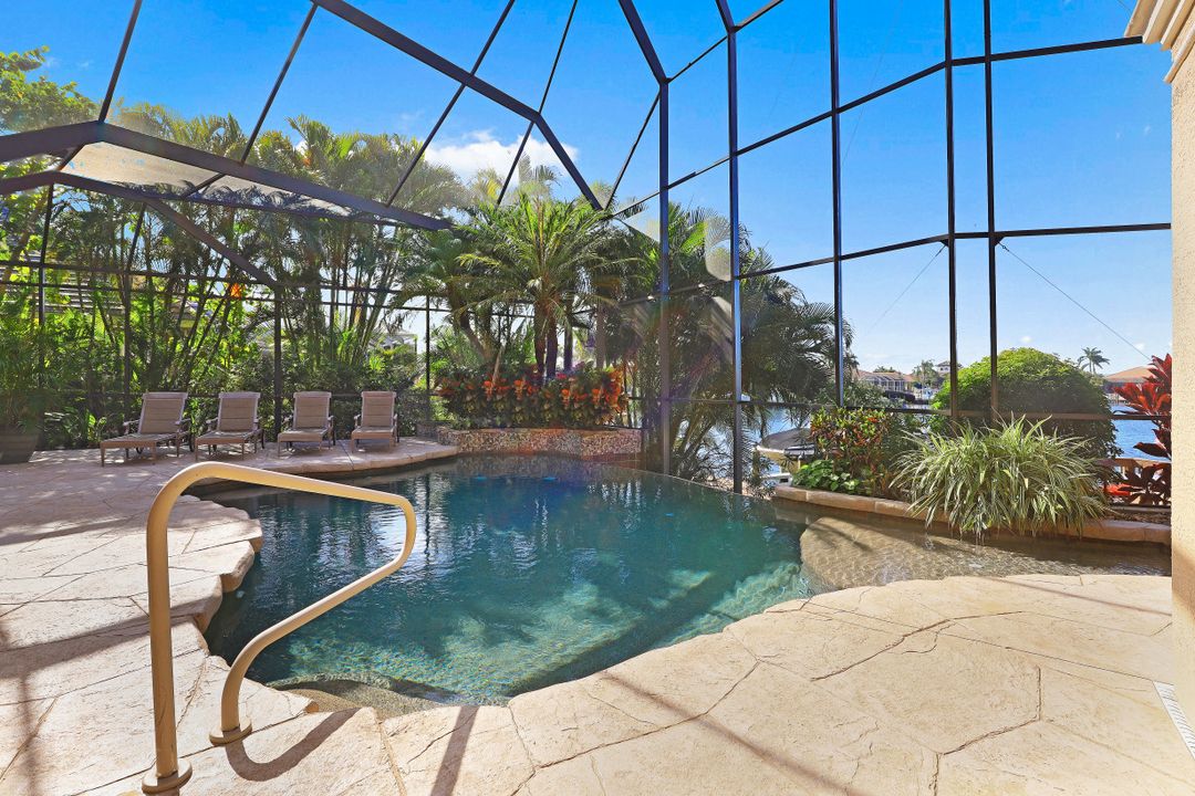 2604 Cape Coral Pkwy W, Cape Coral, FL 33914