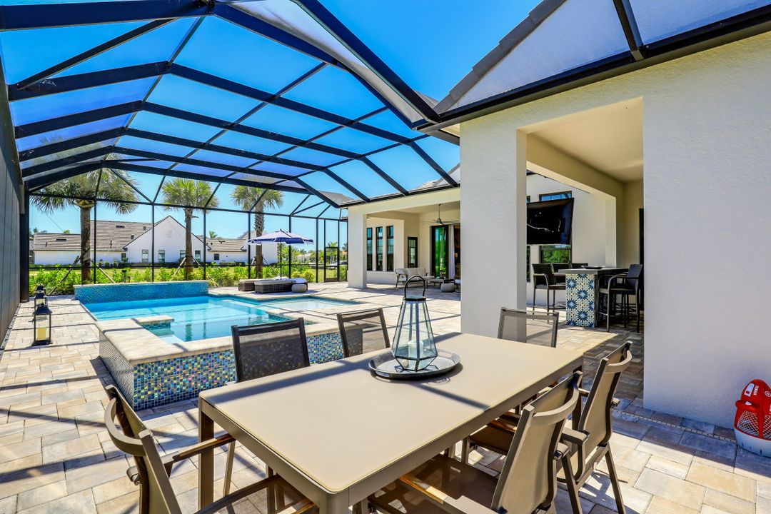 3232 Tavolara Ln, Naples, FL 34114